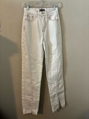 PrettyLittleThing Cream High-Rise Straight Leg Jeans with Contrast Stitching